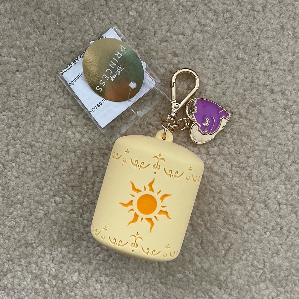 Bath & Body Works Disney Princess Rapunzel Tangled Lantern PocketBac Holder - Picture 16 of 16